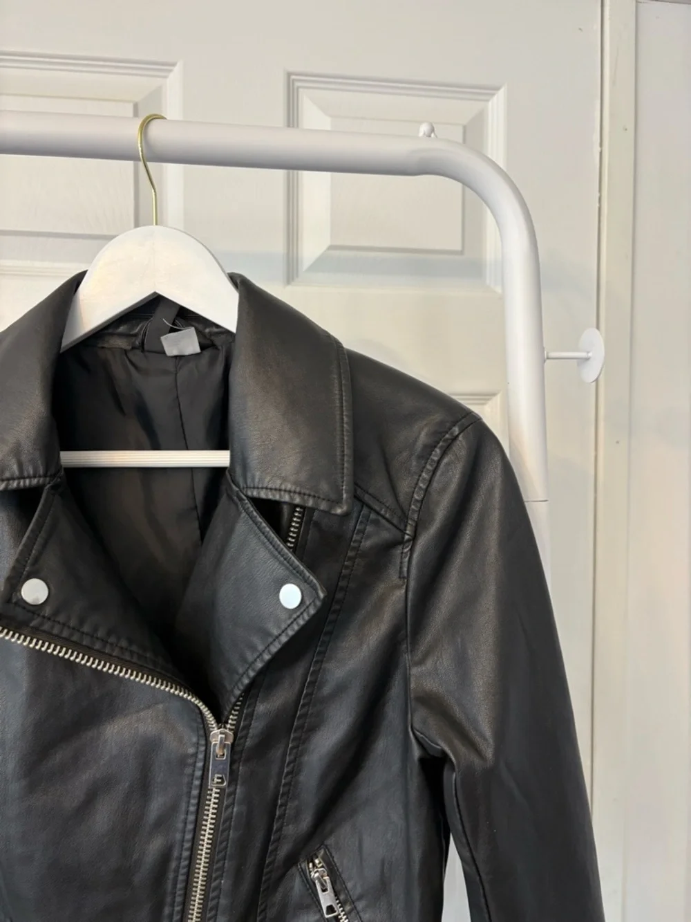 H&M Black Biker Faux Leather Jacket - Classic Asymmetrical Zip Size Medium - Picture 10 of 14